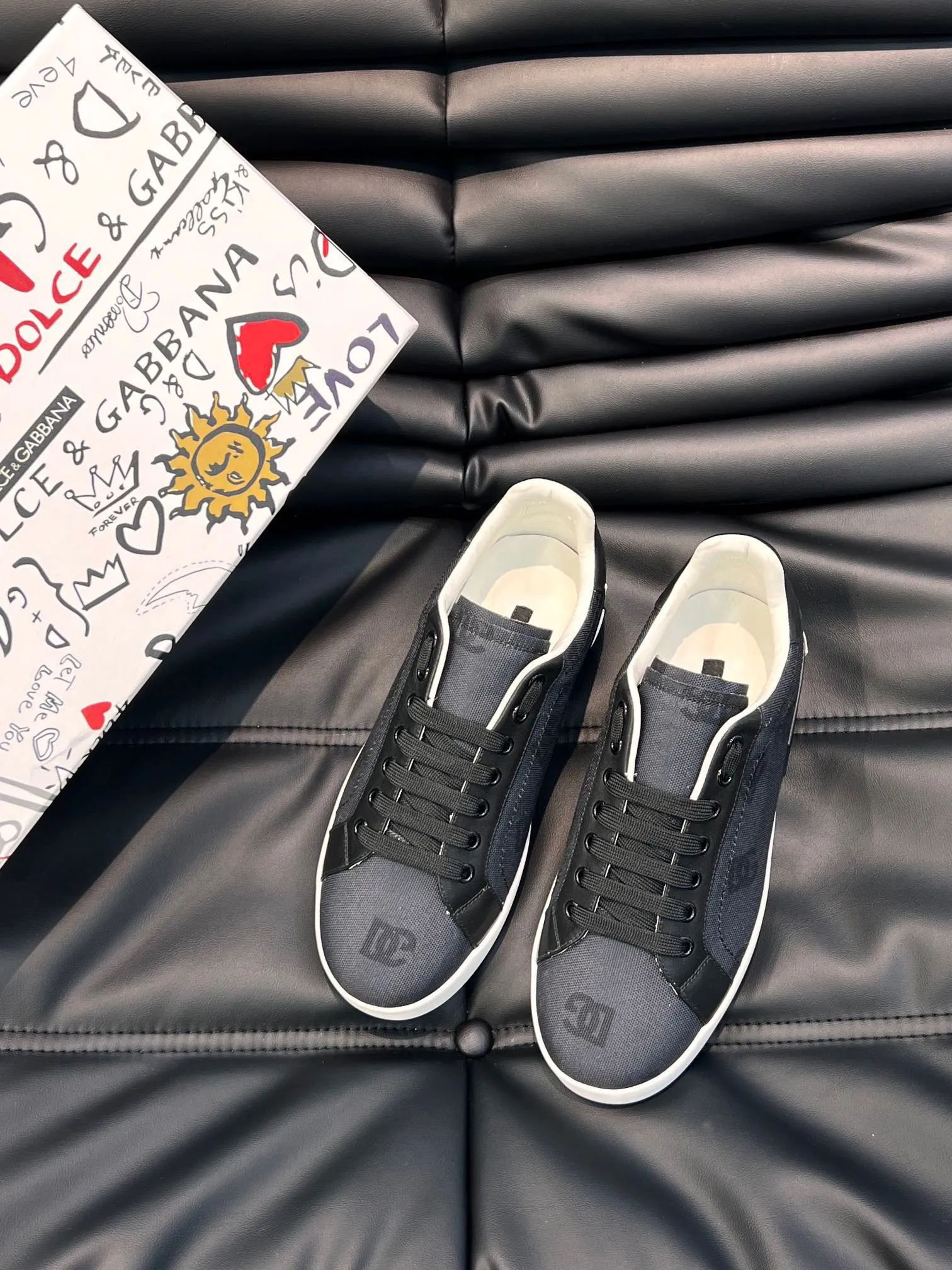 Men's shoes 360 yuan🏮🏮2023 new Dolce & Gabbana/top original single DG heavy industry series, imported original waterproof canvas, contrasting color design is super beautiful, exquisite and luxurious, super A level! Compared with the genuine product at the counter, the version is no worse at all! size：38-46